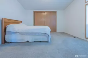 563 NW Silver Glen Ln, Bremerton, WA 98311 - Photo 22