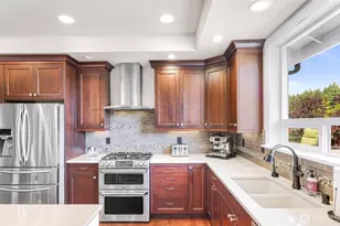 1301 Broad St, Bellingham, WA 98229 - Photo 16