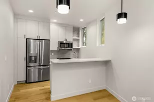 3400 E Spring St, Seattle, WA 98122 - Photo 18