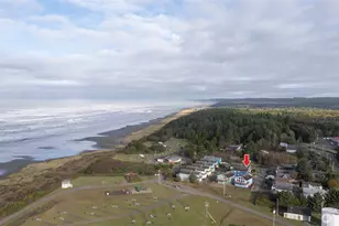 24 Darien Ln, Pacific Beach, WA 98571 - Photo 30