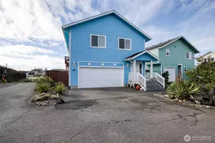 24 Darien Ln, Pacific Beach, WA 98571 - Photo 2