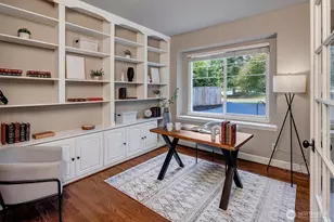 2016 236th Ave SE, Sammamish, WA 98075 - Photo 14