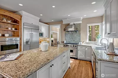 2016 236th Avenue SE, Sammamish, WA 98075 - Photo 6