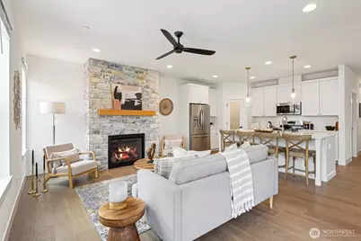 11 160th Place SE, Bothell, WA 98012 - Photo 4