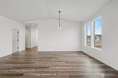 1252 13th Avenue, Othello, WA 99344 - Photo 4