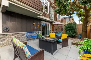 616 N 45th St, Seattle, WA 98103 - Photo 4