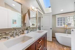 616 N 45th St, Seattle, WA 98103 - Photo 22