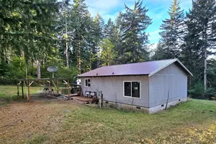 310 E Rauschert Rd, Grapeview, WA 98546 - Photo 2