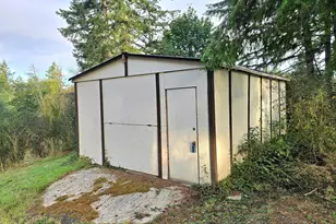 310 E Rauschert Rd, Grapeview, WA 98546 - Photo 4