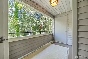 9822 NE 122nd St, Kirkland, WA 98034 - Photo 16