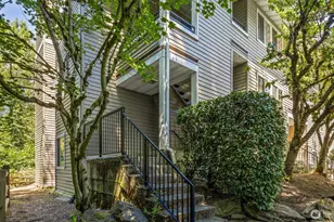 9822 NE 122nd St, Kirkland, WA 98034 - Photo 2