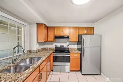 9822 NE 122nd Street #U201, Kirkland, WA 98034 - Photo 6