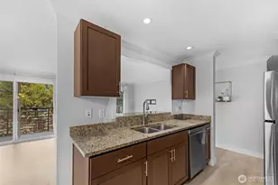 2830 NW 56th St, Seattle, WA 98107 - Photo 8