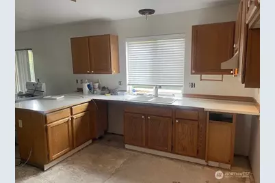 317 Icey Street SW, Orting, WA 98360 - Photo 4