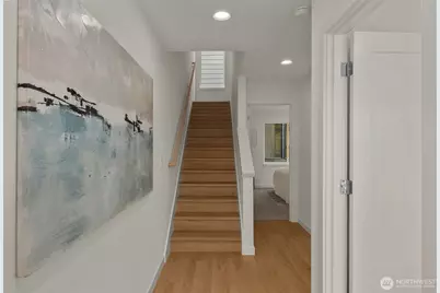 9225 C 14th Avenue NW, Seattle, WA 98117 - Photo 2