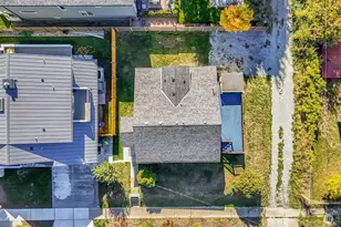 1709 SW Cloverdale St, Seattle, WA 98106 - Photo 18