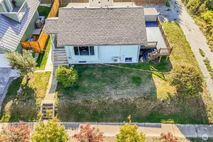 1709 SW Cloverdale St, Seattle, WA 98106 - Photo 16