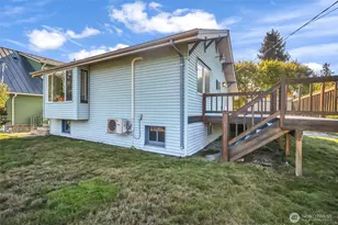 1709 SW Cloverdale St, Seattle, WA 98106 - Photo 12