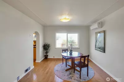 1709 SW Cloverdale Street, Seattle, WA 98106 - Photo 26