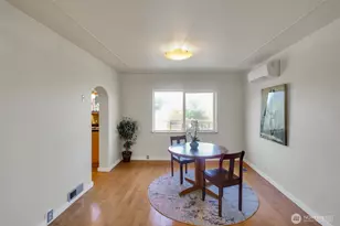 1709 SW Cloverdale St, Seattle, WA 98106 - Photo 26