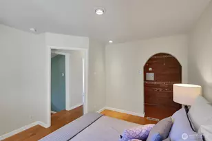 1709 SW Cloverdale St, Seattle, WA 98106 - Photo 34