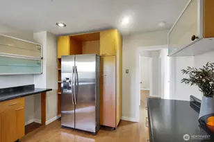 1709 SW Cloverdale St, Seattle, WA 98106 - Photo 28