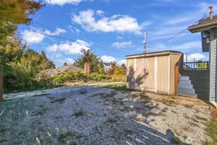 1709 SW Cloverdale St, Seattle, WA 98106 - Photo 14