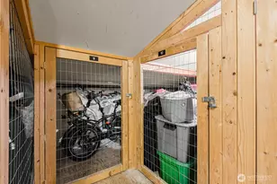 9222 Roosevelt Way NE, Seattle, WA 98115 - Photo 26