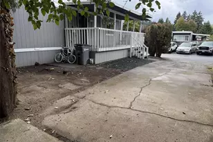 11510 E Riverside Dr, Bothell, WA 98011 - Photo 20