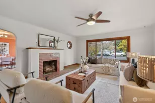 608 12th St, Washougal, WA 98671 - Photo 4