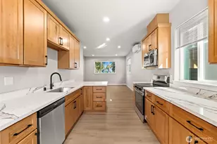 312 118th St S, Tacoma, WA 98444 - Photo 12