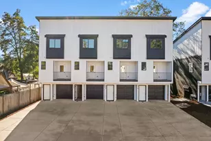 312 118th St S, Tacoma, WA 98444 - Photo 2