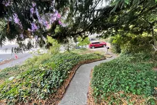 310 E Ivy St, Bellingham, WA 98225 - Photo 22