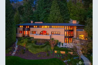 415 Shoreland Drive SE, Bellevue, WA 98004 - Photo 2