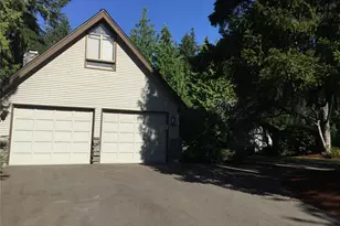 5305 90th Ave SE, Mercer Island, WA 98040 - Photo 6