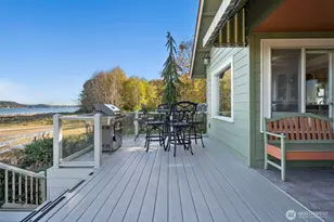 5208 Illahee Road NE, Bremerton, WA 98311 - Photo 6