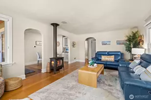 5208 Illahee Road NE, Bremerton, WA 98311 - Photo 8