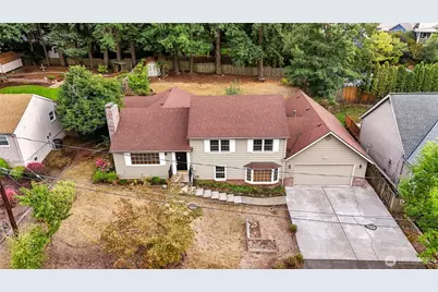 9360 SW Meadow Lane, Portland, OR 97225 - Photo 2