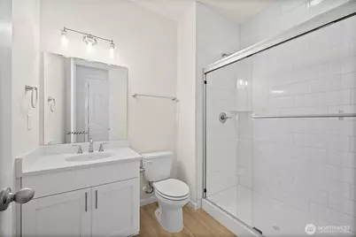 15017 Tyee Drive E, Bonney Lake, WA 98391 - Photo 6