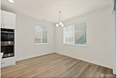 15017 Tyee Drive E, Bonney Lake, WA 98391 - Photo 18