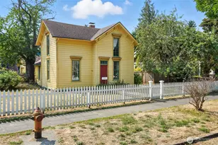 4272 SE Washington St, Portland, OR 97215 - Photo 2