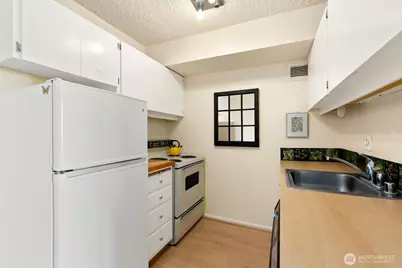 1200 Boylston Avenue #602, Seattle, WA 98101 - Photo 14