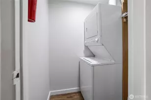 17516 149th Ave SE, Renton, WA 98058 - Photo 8