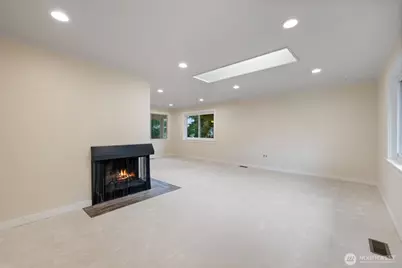 7926 46th Avenue W, Mukilteo, WA 98275 - Photo 2