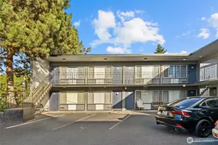 801 NW 54th St, Seattle, WA 98107 - Photo 18