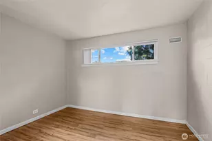 801 NW 54th St, Seattle, WA 98107 - Photo 16