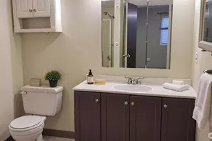 8854 Interlake Ave N, Seattle, WA 98103 - Photo 18