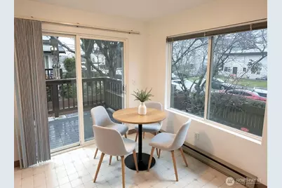 8854 Interlake Avenue N, Seattle, WA 98103 - Photo 8