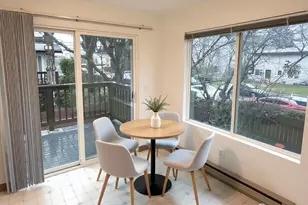 8854 Interlake Ave N, Seattle, WA 98103 - Photo 8