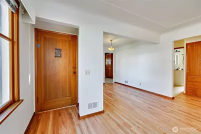 2105 E Highlands Street, Bremerton, WA 98310 - Photo 10